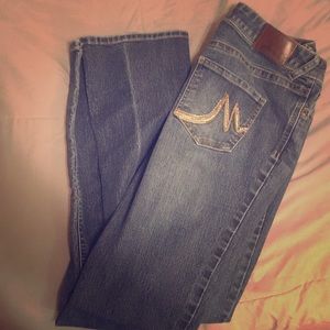 Long boat cut jeans